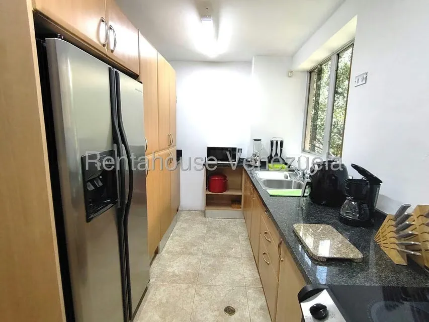 Apartamento (1 Nivel) en Alquiler en Lomas de Chuao, Distrito Metropolitano - 11