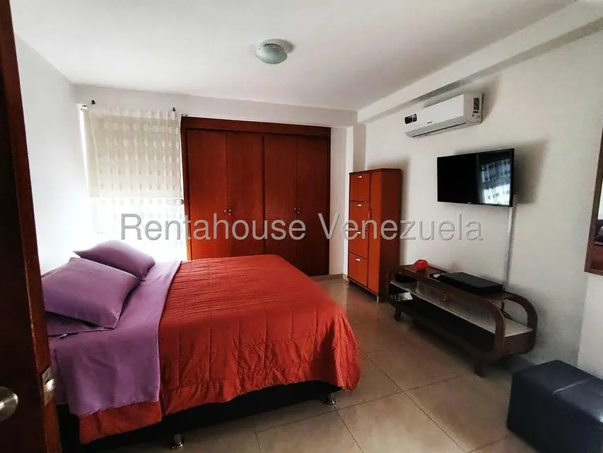 Apartamento (1 Nivel) en Alquiler en Lomas de Chuao, Distrito Metropolitano - 26