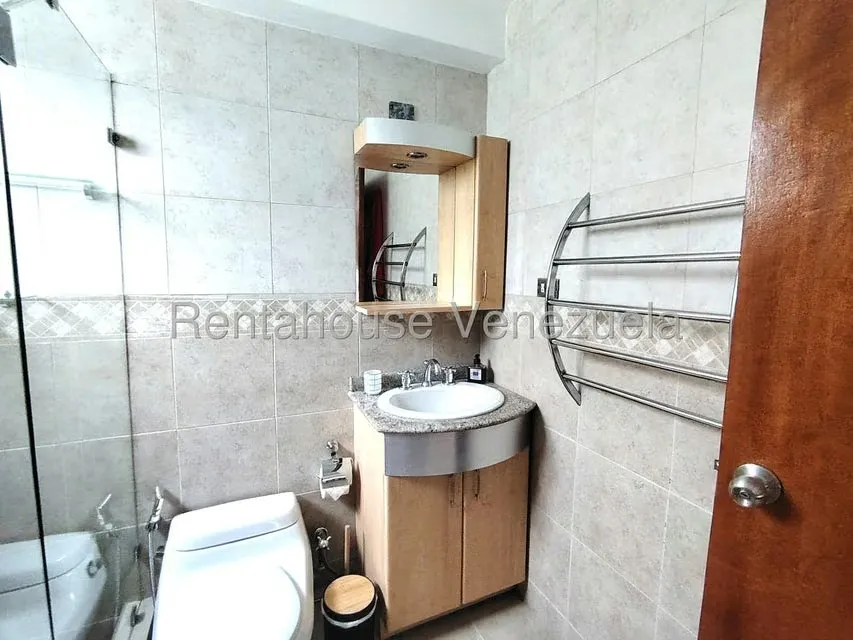 Apartamento (1 Nivel) en Alquiler en Lomas de Chuao, Distrito Metropolitano - 30