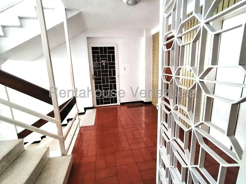 Apartamento (1 Nivel) en Alquiler en Lomas de Chuao, Distrito Metropolitano - 35