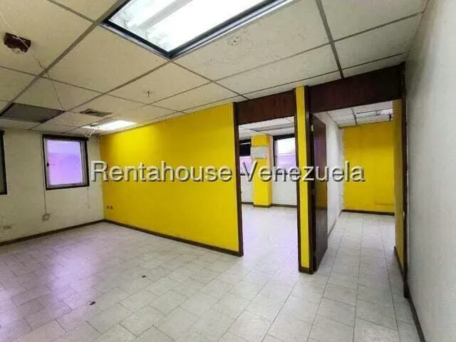 Oficina en Alquiler en La Urbina, Distrito Metropolitano - 19