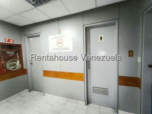 Oficina en Alquiler en La Urbina, Distrito Metropolitano - 21