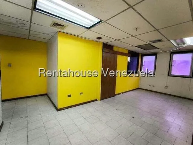 Oficina en Alquiler en La Urbina, Distrito Metropolitano - 9