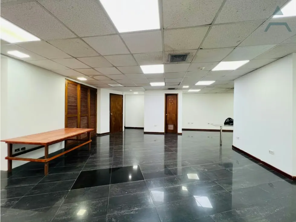Se alquila Local 245m² Chuao - 6