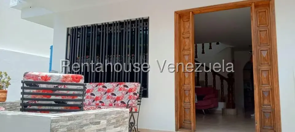 Casa (Multipes Niveles) en Venta en El Country, Trujillo - 5