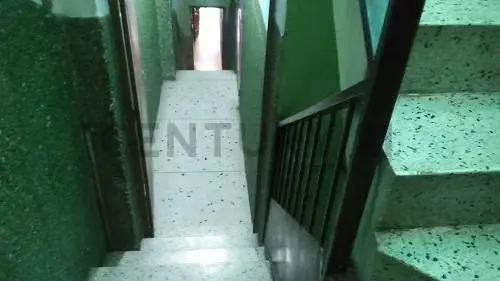 En venta Edificio Mixto en Catia. 477 USD x m² | con Local y Apartamentos - 4