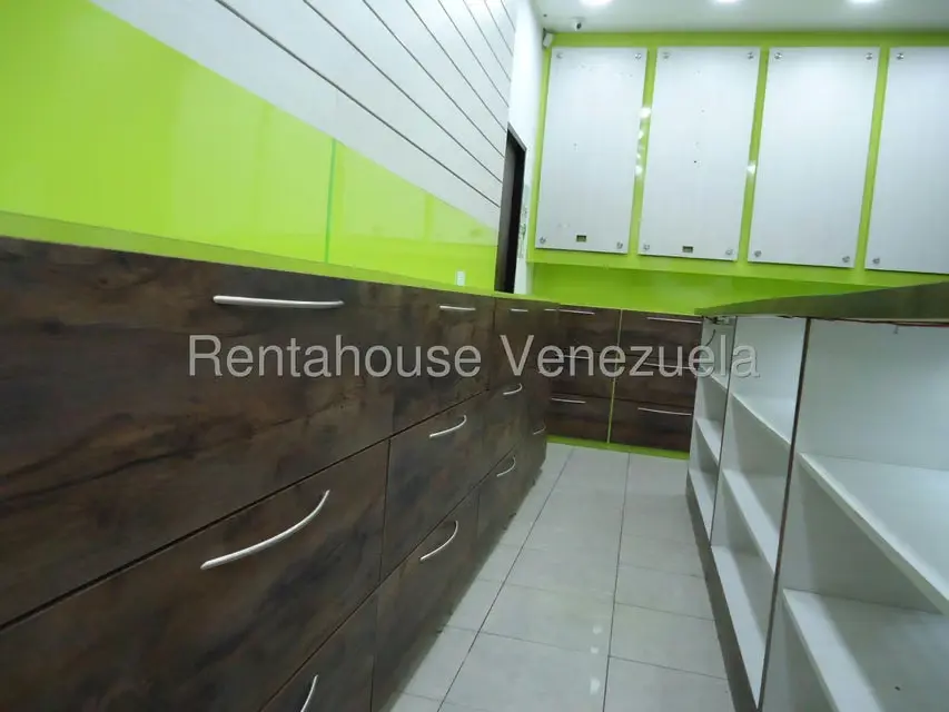 Local Comercial en Alquiler en Parroquia Catedral, Distrito Metropolitano - 4