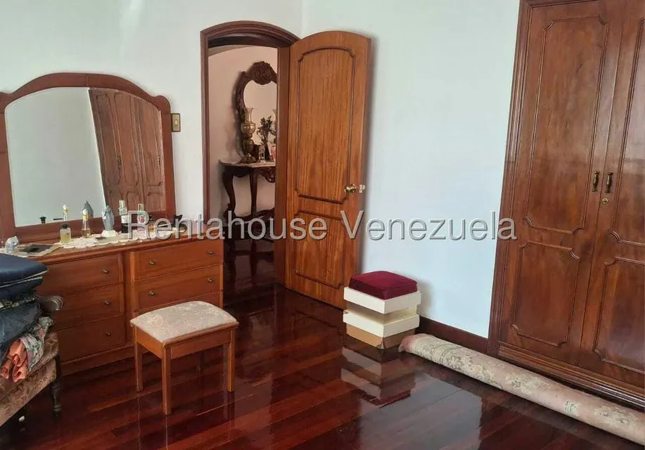Casa (Multipes Niveles) en Venta en La Paz, Distrito Metropolitano - 38