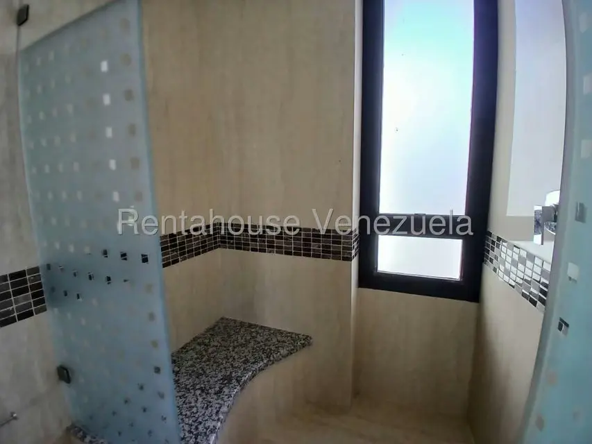 Apartamento (1 Nivel) en Venta en Mampote, Miranda - 32