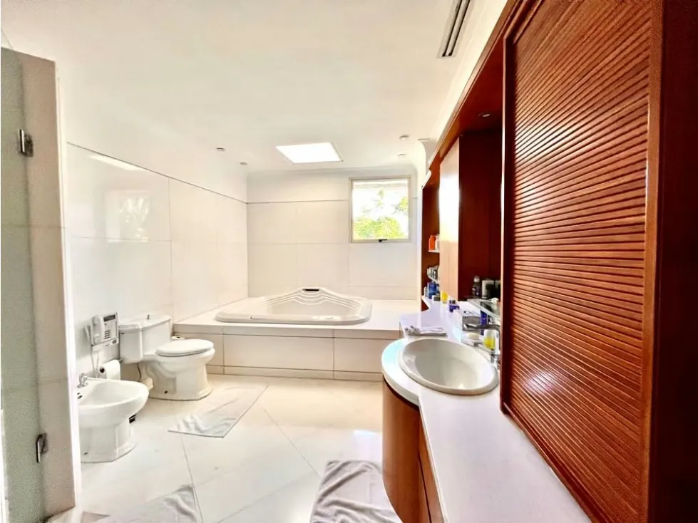 Vendo casa 2200m2 Los Chorros 6783 - 24