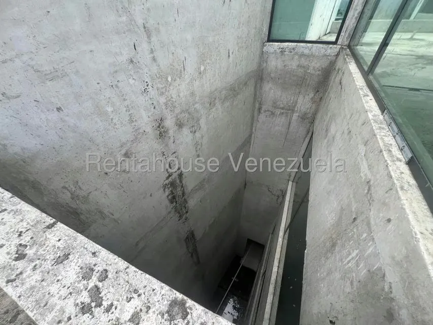 Townhouse (Multiples Niveles) en Venta en Sebucan, Distrito Metropolitano - 11