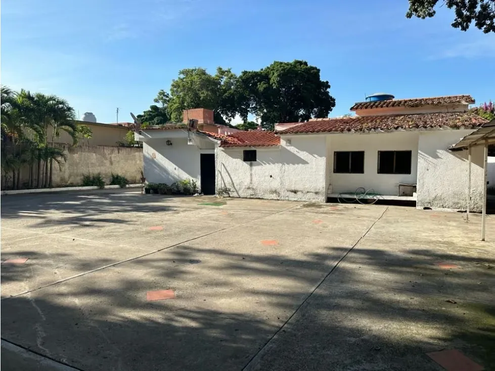 Venta casa en terreno multifamiliar 1200m2 El Bosque 5235 - 7