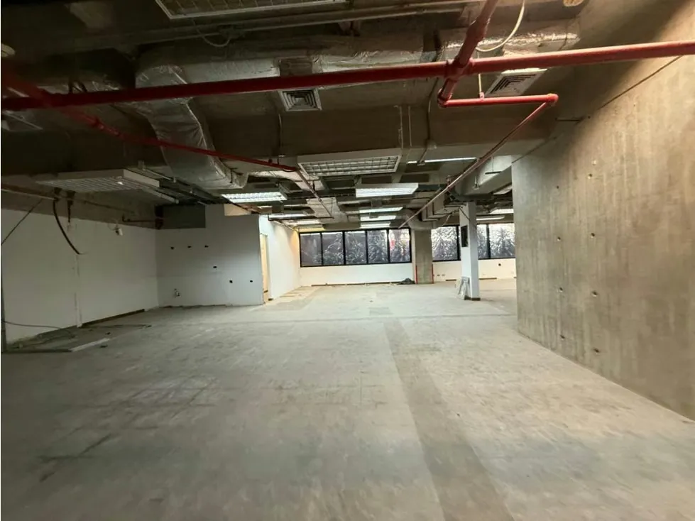 Se Alquila Local Comercial 200m² Los Palos Grandes - 7