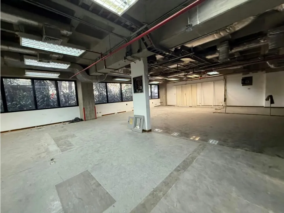 Se Alquila Local Comercial 200m² Los Palos Grandes - 10