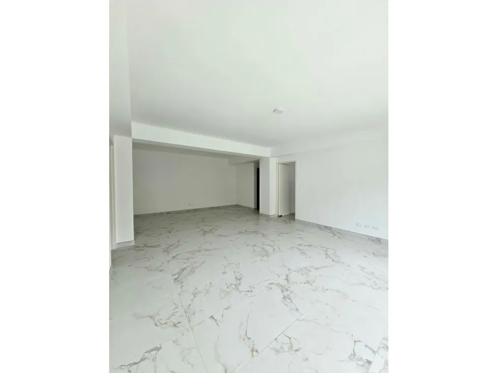 APARTAMENTO EN VENTA 168 M2- URB MACARACUAY - 3