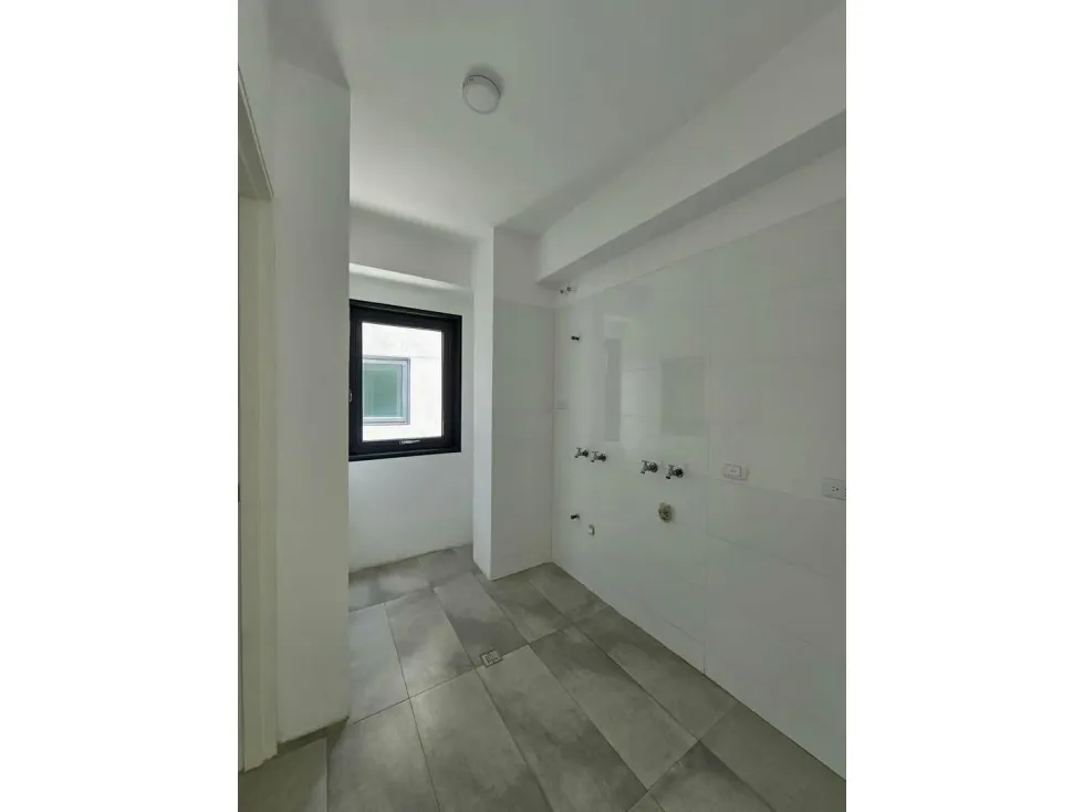 APARTAMENTO EN VENTA 168 M2- URB MACARACUAY - 5