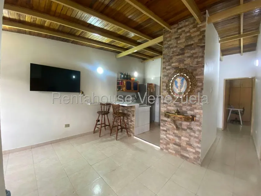 Apartamento (1 Nivel) en Venta en Zona Industrial Saman de Guere, Aragua - 4