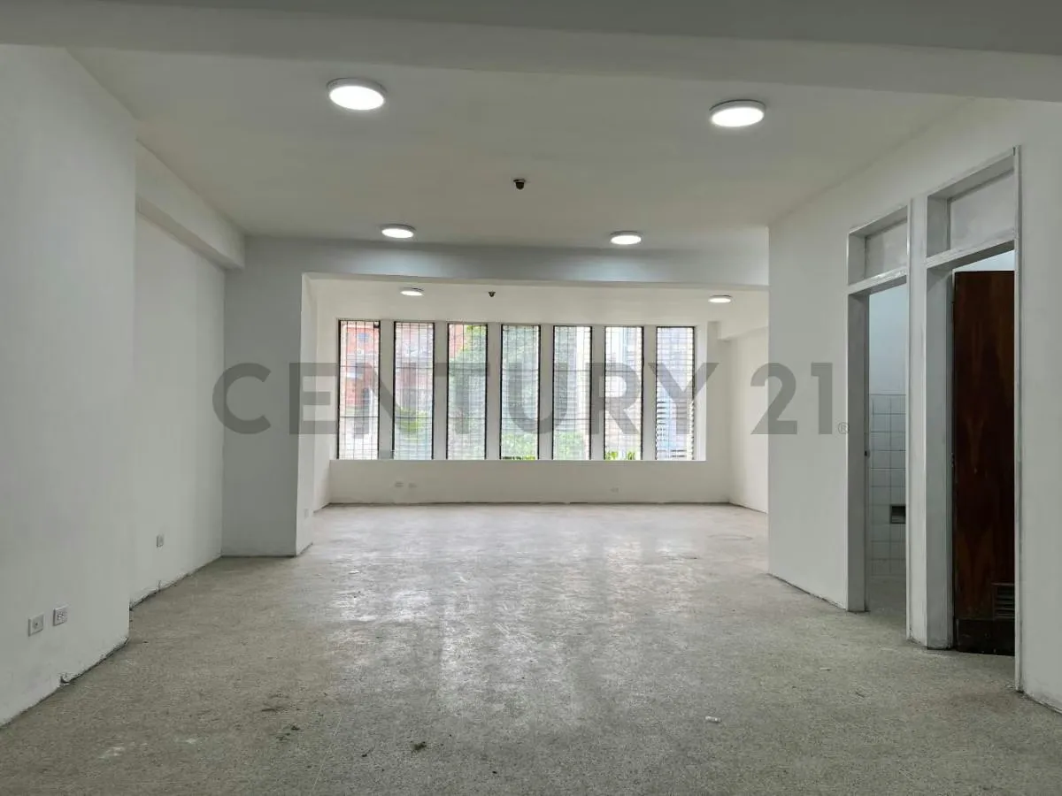 En venta espacioso y confortable Local Oficina ubicado en San Martin