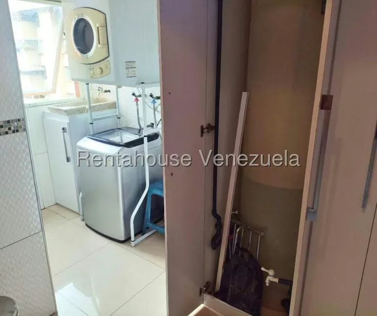 Apartamento (1 Nivel) en Alquiler en Parroquia La Candelaria, Distrito Metropolitano - 23