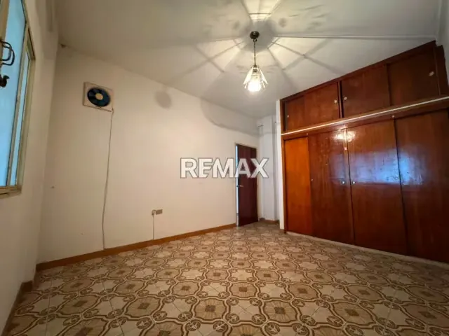 Casa Comercial en Venta, con Alto Potencial Comercial, Centro de Guatire - 18