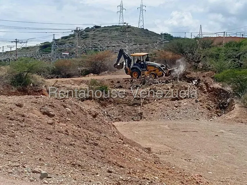Terreno (Comercial) en Venta en Zona Industrial 3, Lara - 4