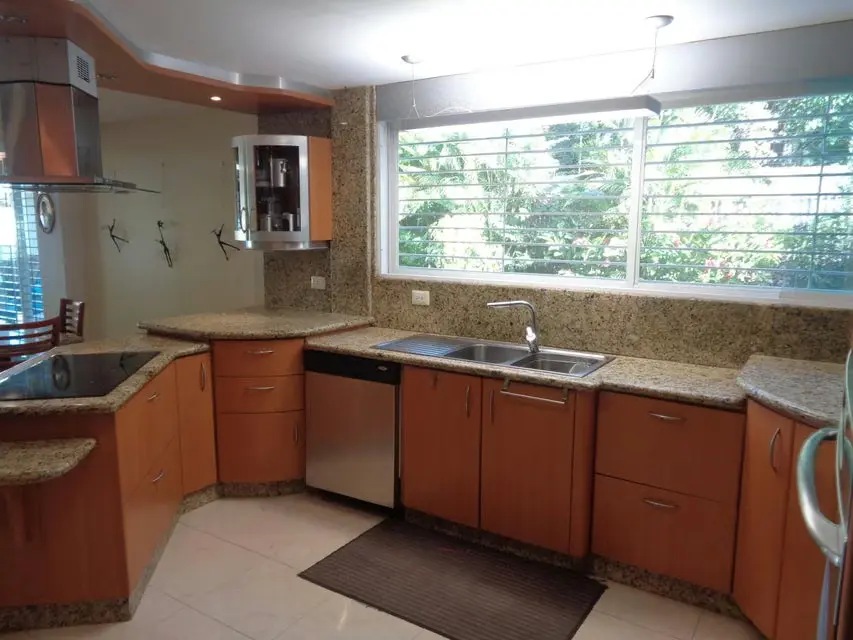 Casa (Contemporaneo) en Venta en Macaracuay, Distrito Metropolitano - 42