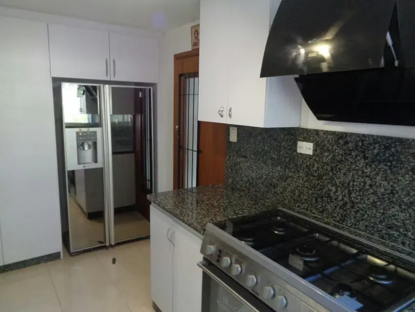 Casa (Contemporaneo) en Venta en Macaracuay, Distrito Metropolitano - 46