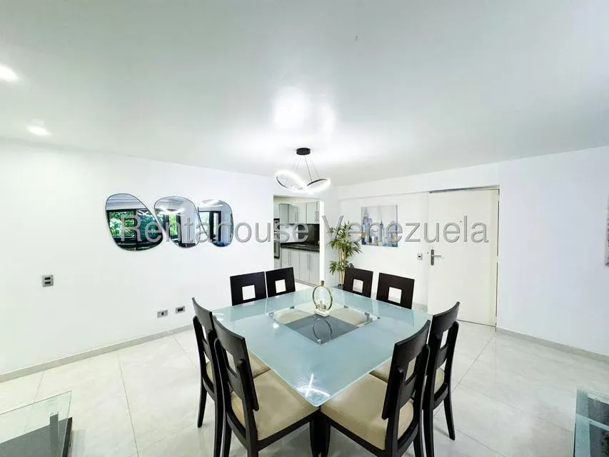 Apartamento (1 Nivel) en Venta en El Rosal, Distrito Metropolitano - 13