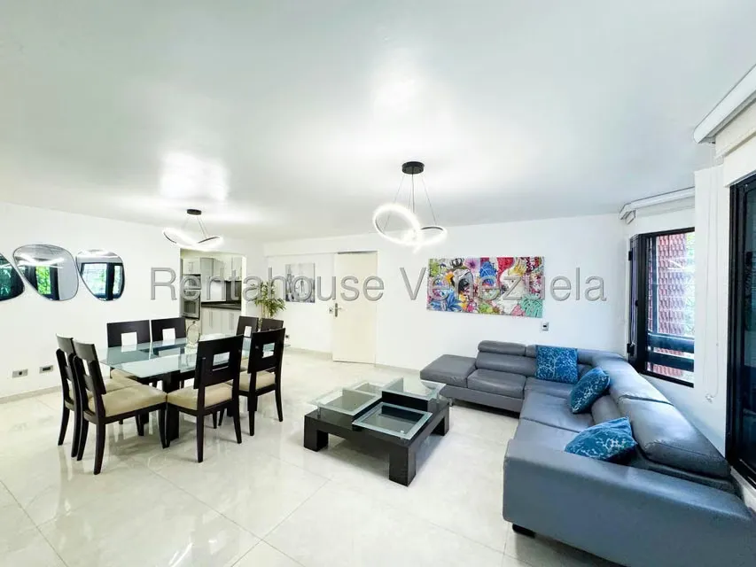 Apartamento (1 Nivel) en Venta en El Rosal, Distrito Metropolitano - 16