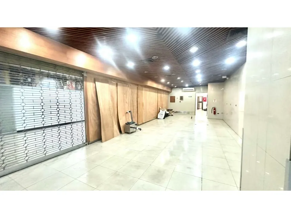Alquiler con opción a compra local comercial 241m2 CC Concresa 2662 - 15