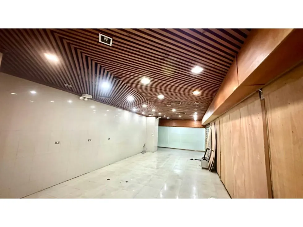 Alquiler con opción a compra local comercial 241m2 CC Concresa 2662 - 17
