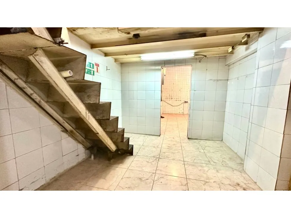 Alquiler con opción a compra local comercial 241m2 CC Concresa 2662 - 25