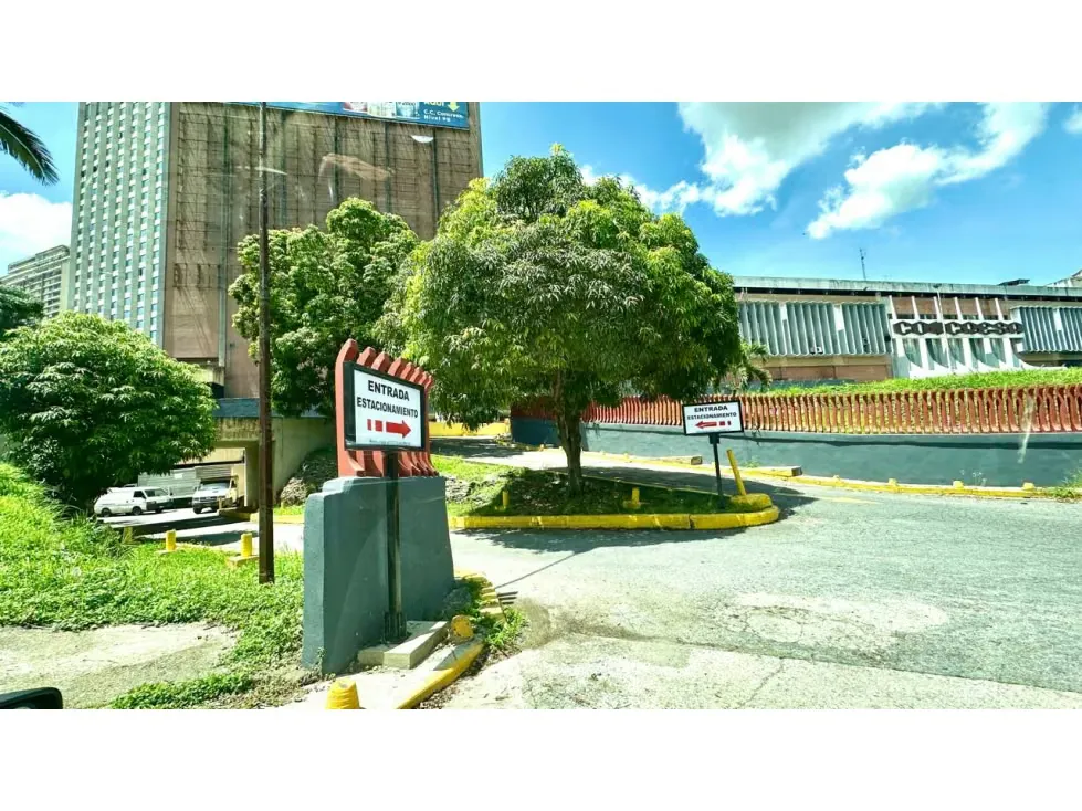 Alquiler con opción a compra local comercial 241m2 CC Concresa 2662 - 29