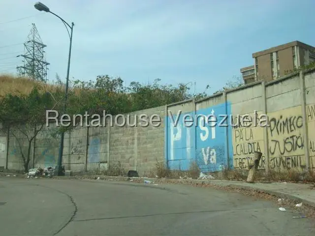Terreno (Residencial) en Venta en El Paraiso, Distrito Metropolitano - 6