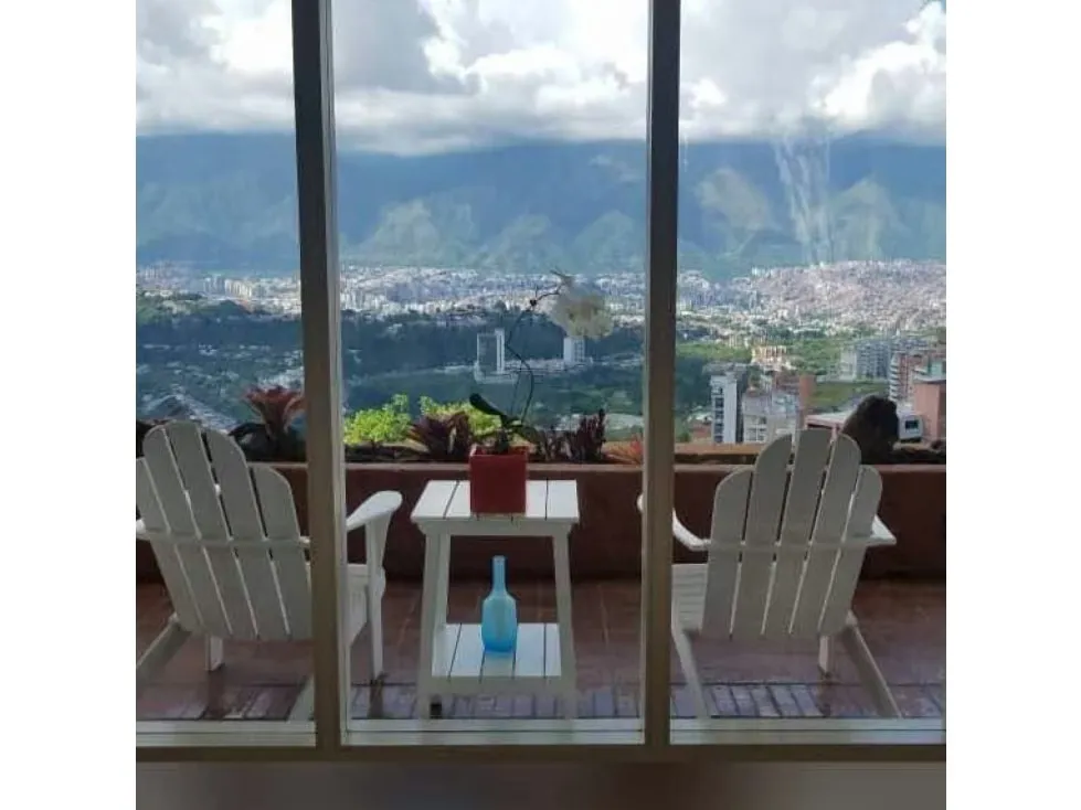 Se vende casa en Alto Hatillo 6H+2S/6+2S/5P - 6