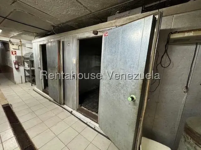 Local Comercial en Alquiler en El Hatillo, Distrito Metropolitano - 24