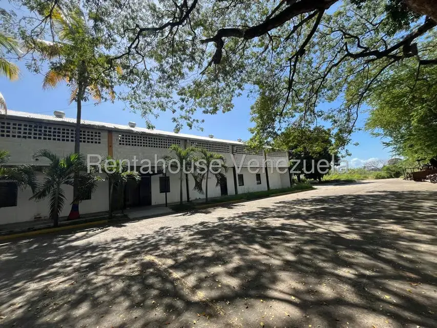 Local Comercial en Alquiler en Zona Industrial San Vicente, Aragua