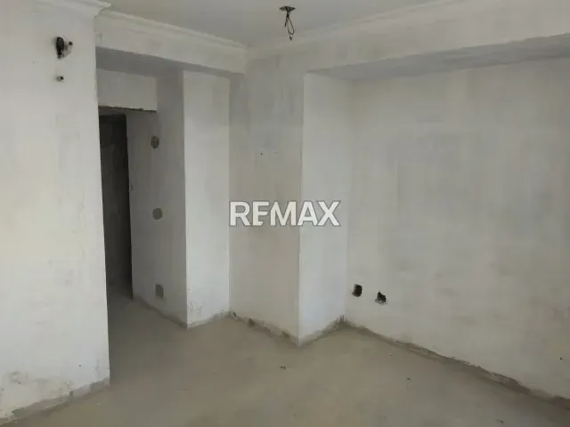 Se vende Apartamento tipo dúplex Resd. La Esmeralda - 17