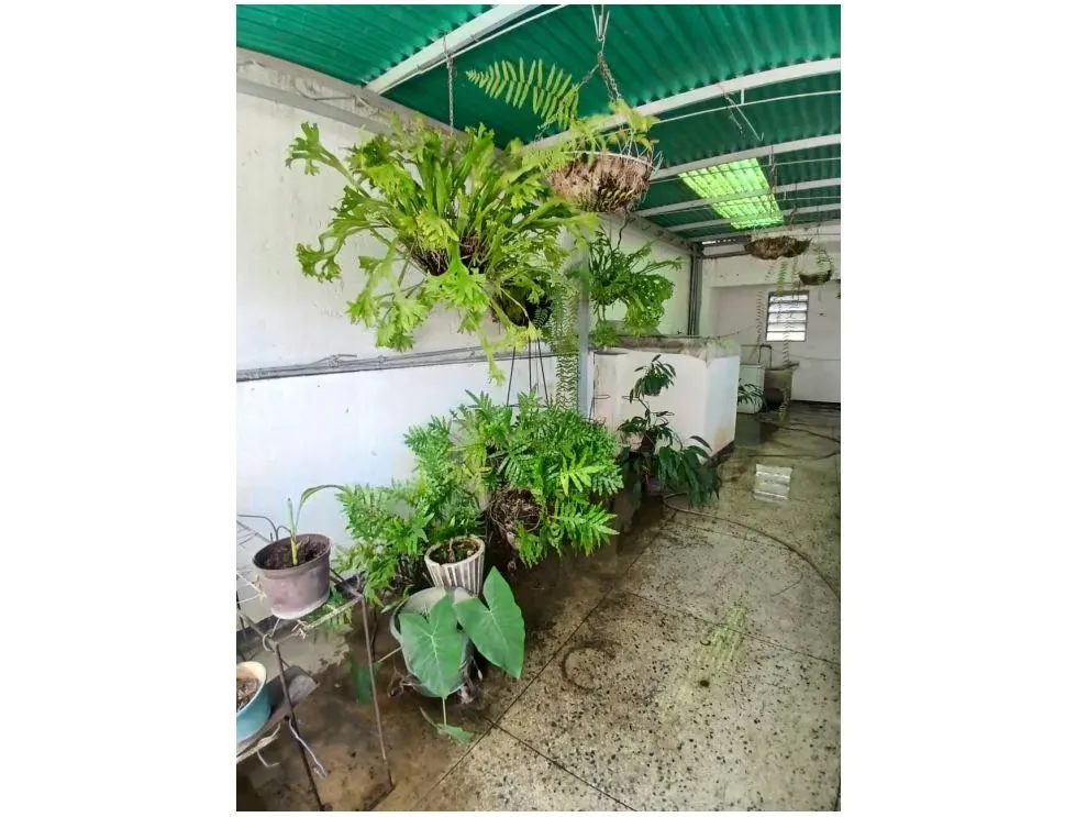Se vende Casa 380m² 3h/2b Catia - 17