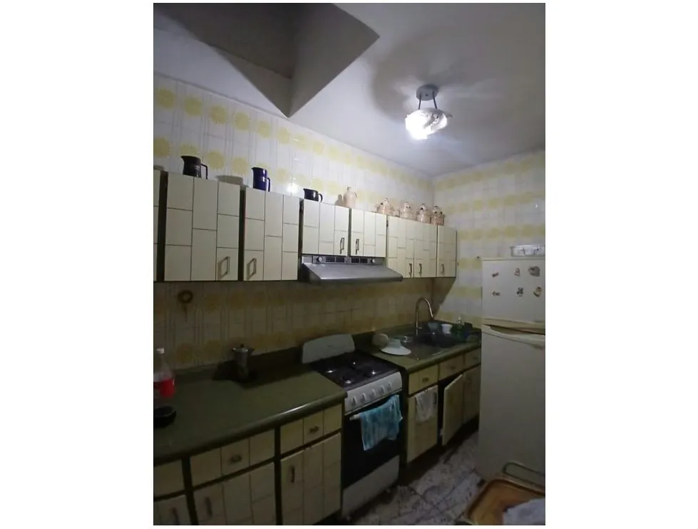Se vende Casa 380m² 3h/2b Catia - 4