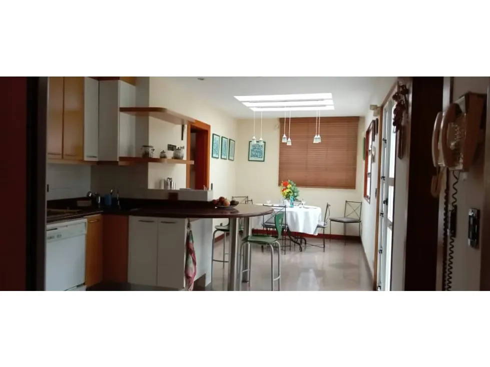 Vendo casa 400m2 Colinas del Tamanaco 6333 - 4