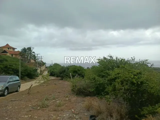 TERRENO EN MANANTIAL DEL CARDON UNA INVERSION DE OPORTUNIDAD EN LA ISLA DE MARGARITA CON VISTA AL MAR CON UNA VISTA PANORAMICA INCREIBLE - 5