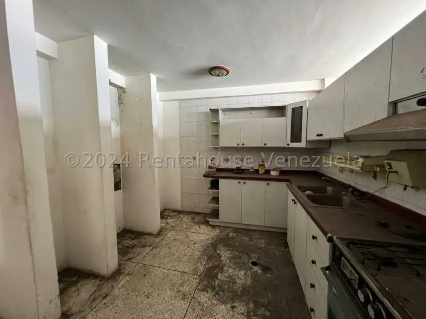 Comercial (Edificio) en Venta en Avenida Páez, Aragua - 27