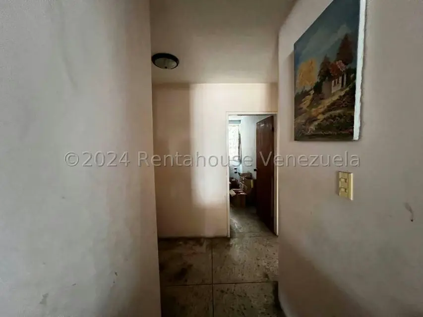 Comercial (Edificio) en Venta en Avenida Páez, Aragua - 32