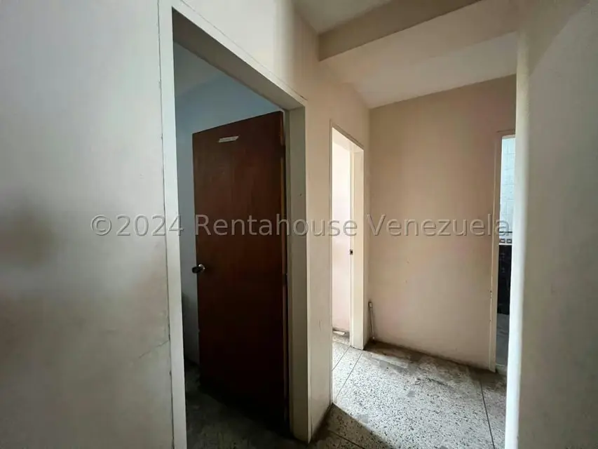 Comercial (Edificio) en Venta en Avenida Páez, Aragua - 33