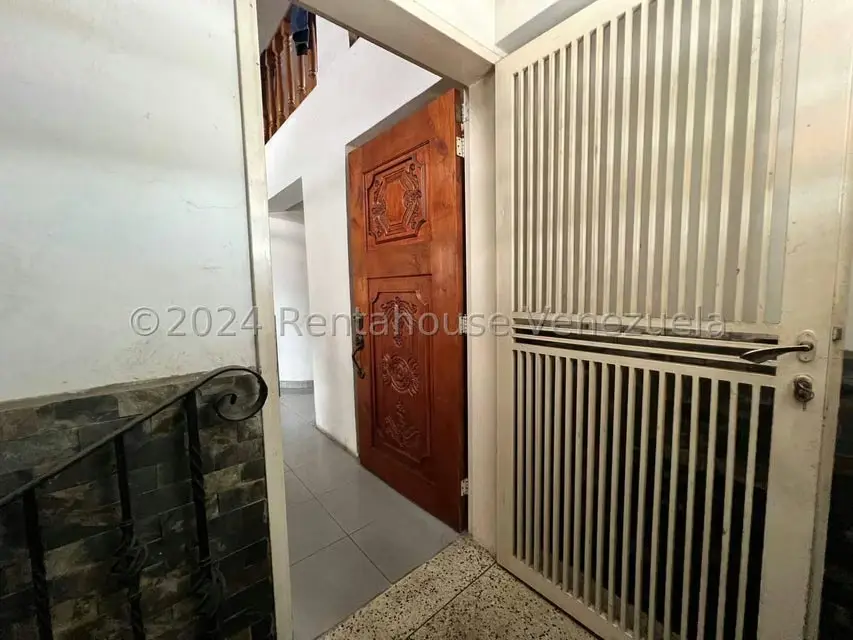 Comercial (Edificio) en Venta en Avenida Páez, Aragua - 47