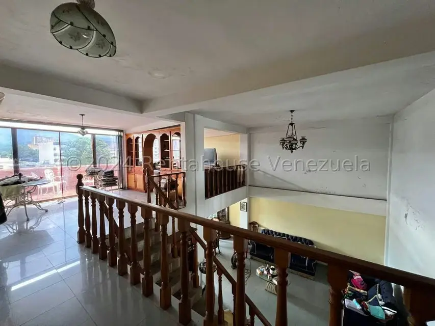 Comercial (Edificio) en Venta en Avenida Páez, Aragua - 87