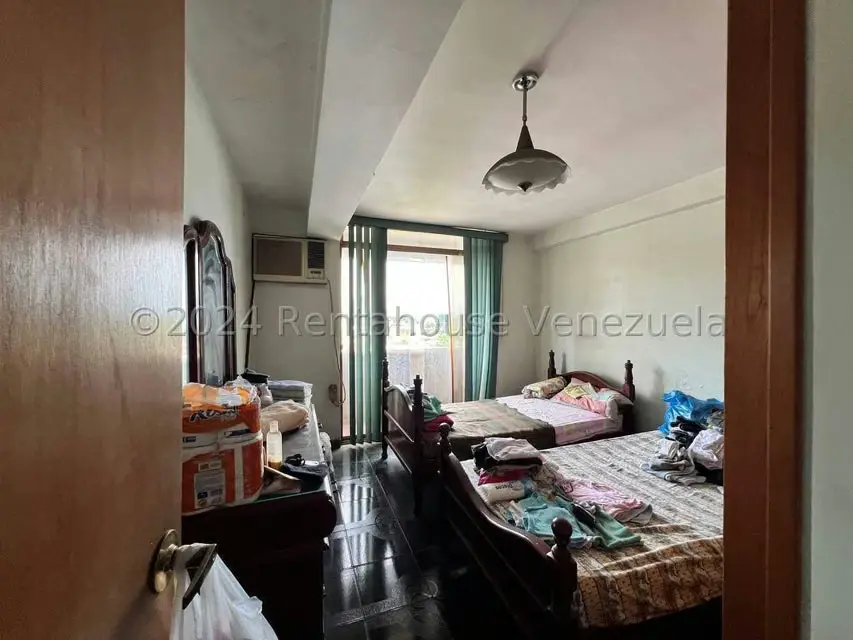 Comercial (Edificio) en Venta en Avenida Páez, Aragua - 89