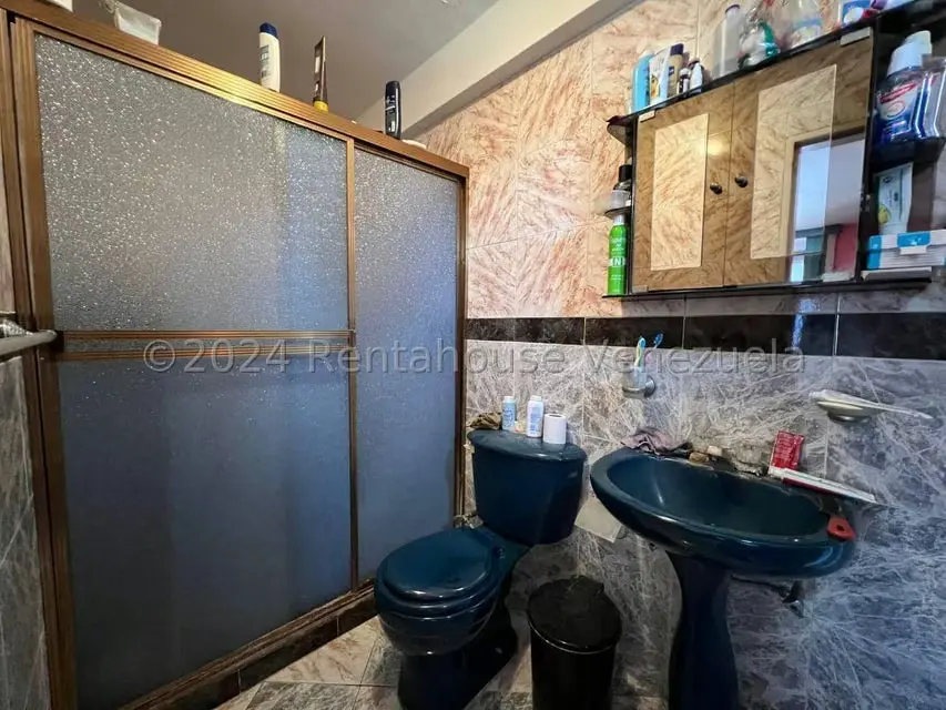 Comercial (Edificio) en Venta en Avenida Páez, Aragua - 98