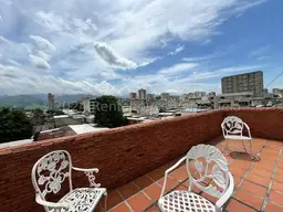 View 100